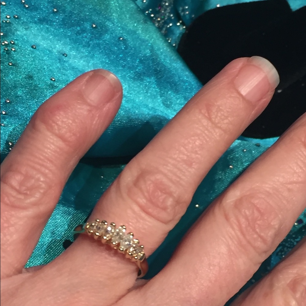 Stunning 14K gold diamond ring! 💍 💎